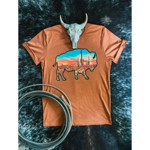 Whiskey Kiss Tops - BUFFALO BISON Handmade Graphic Tee